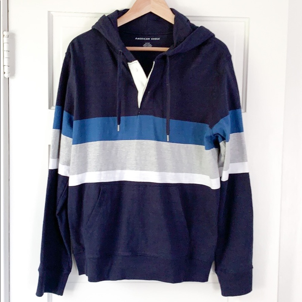 American Eagle hooded sweatshirt jacket